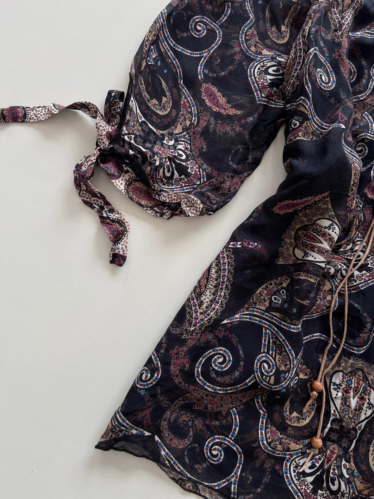 Tredy Vintage Paisley Top-Bust 44 to 46