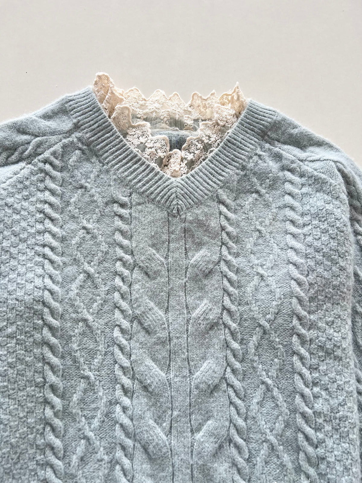 Pinterest Lace Sweater-Bust 42