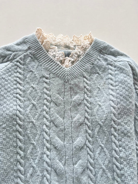 Pinterest Lace Sweater-Bust 42