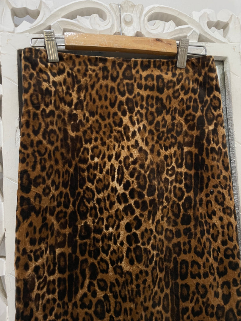 Vintage Suede Skirt-Waist 34