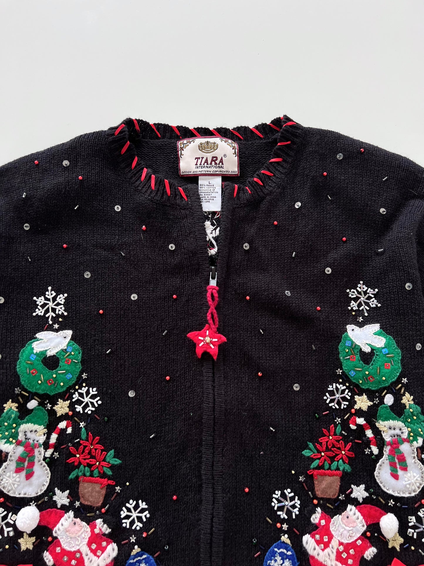 Tiara International Christmas Zipper-Bust 50