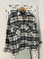 Load image into Gallery viewer, Zara Super Thick Shacket-Chest 48
