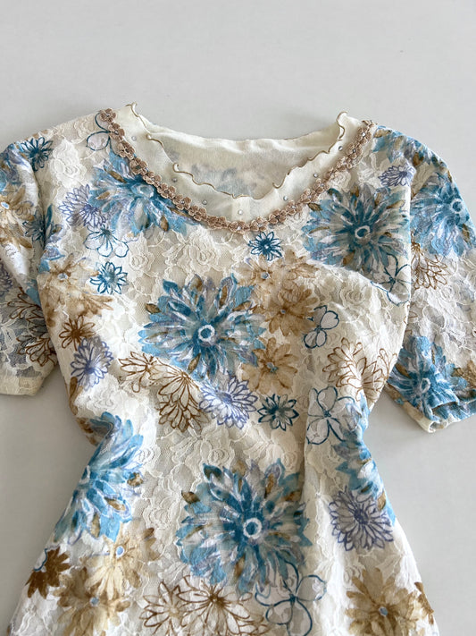 Vintage Lace Top-Bust 38 to 40