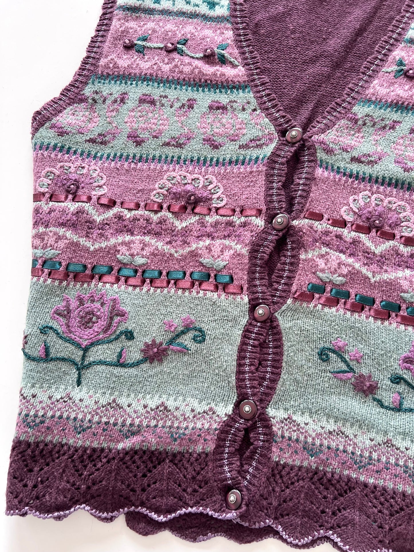 Koret Embroidered Sweater-Bust 48