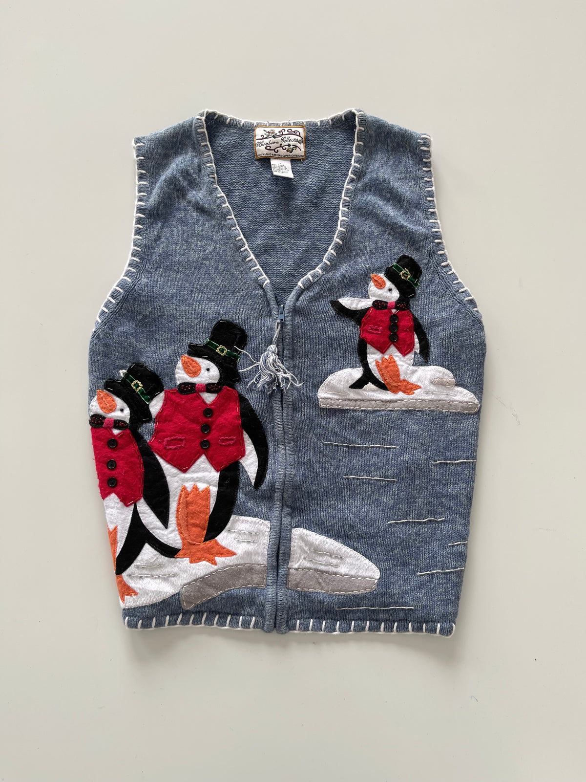 Heirloom Collectibles Embroidered Christmas Vest Zipper-Bust 46