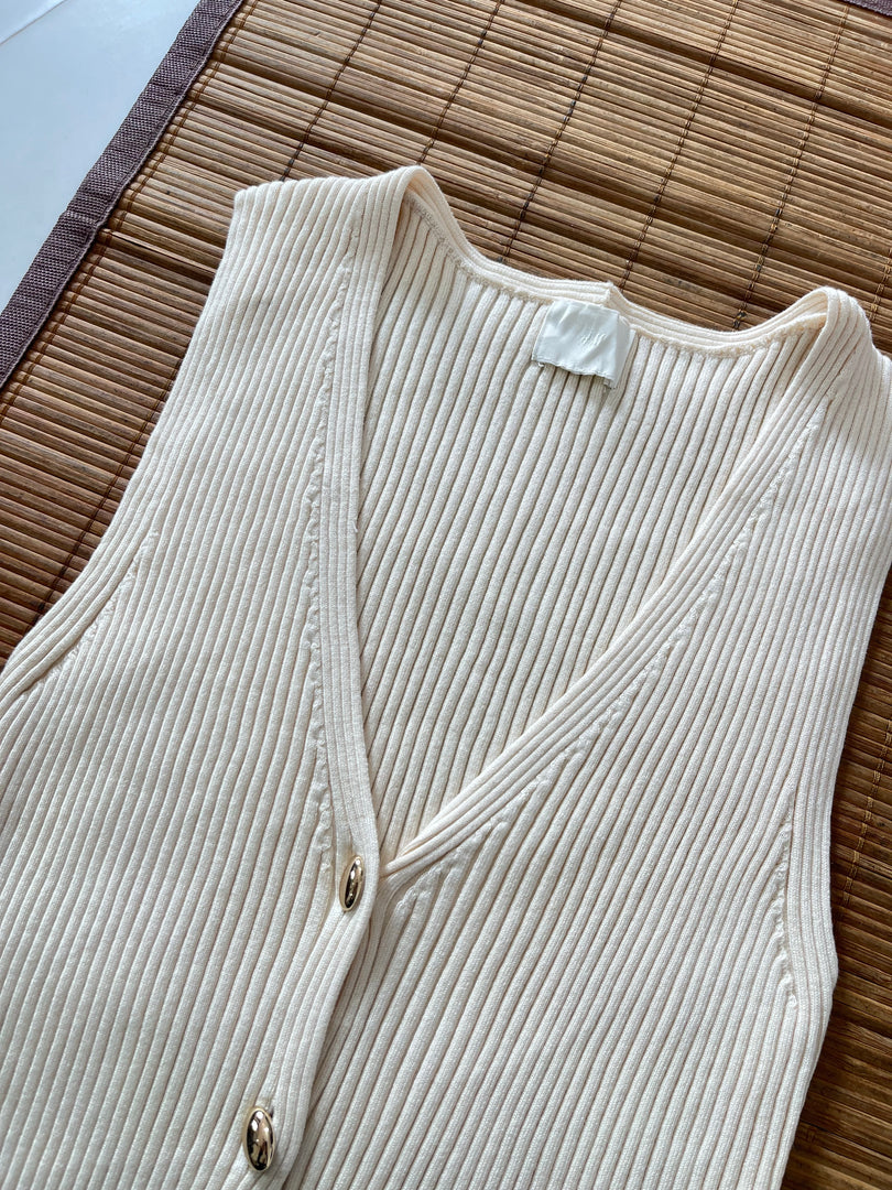 H&m Pre Winter Top-Bust 32 to 36