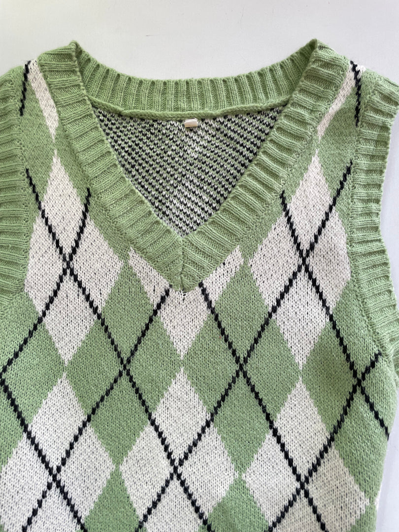 Chunky Sweater Vest-Bust 30
