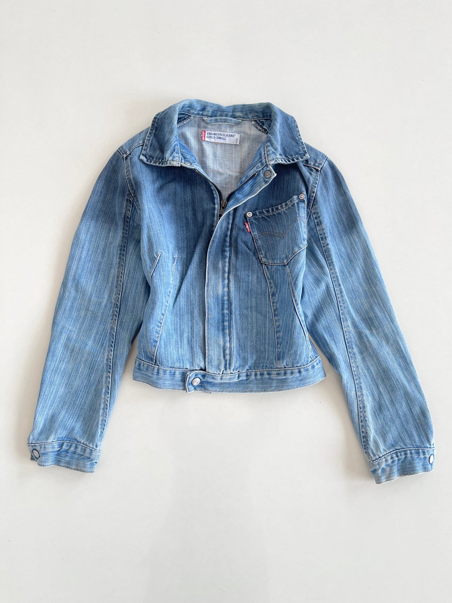 Levis Denim Jacket-Bust 36