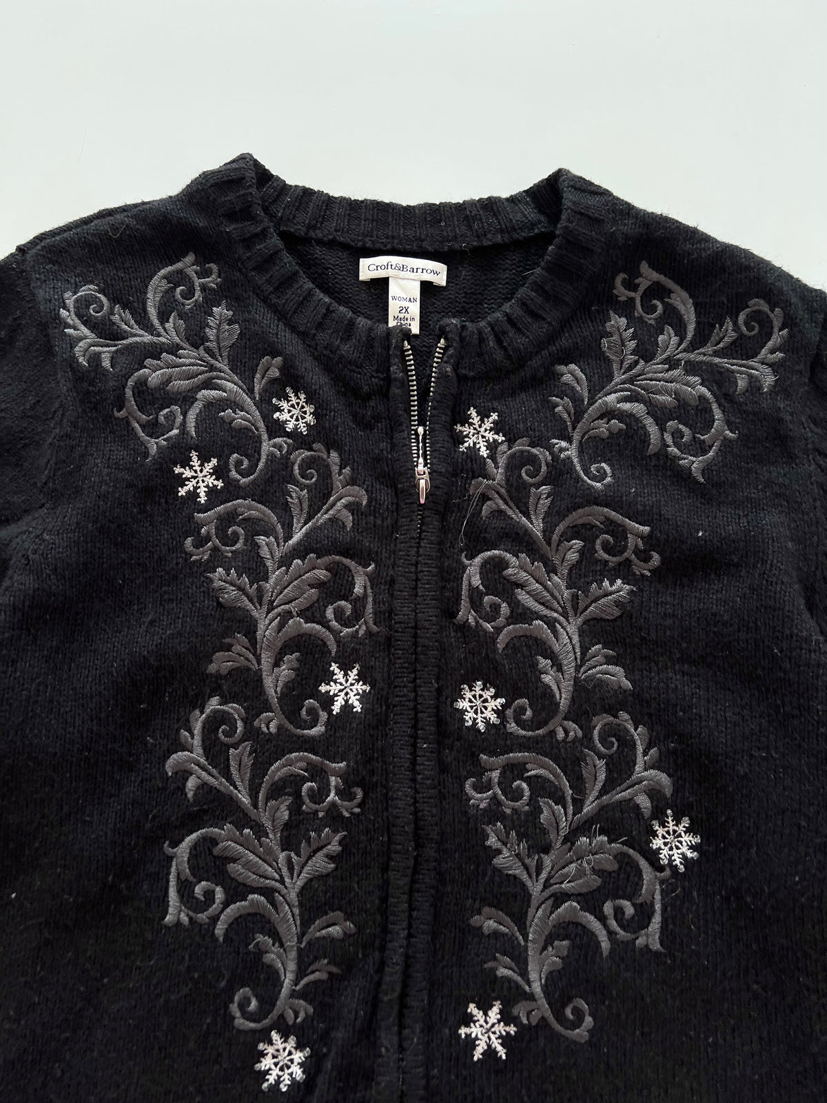 Croft&Barrow Embroidered Zip Up Sweater-Bust 44
