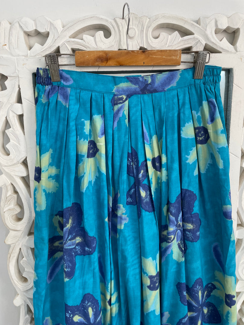 Skirt-Waist 28 to 30