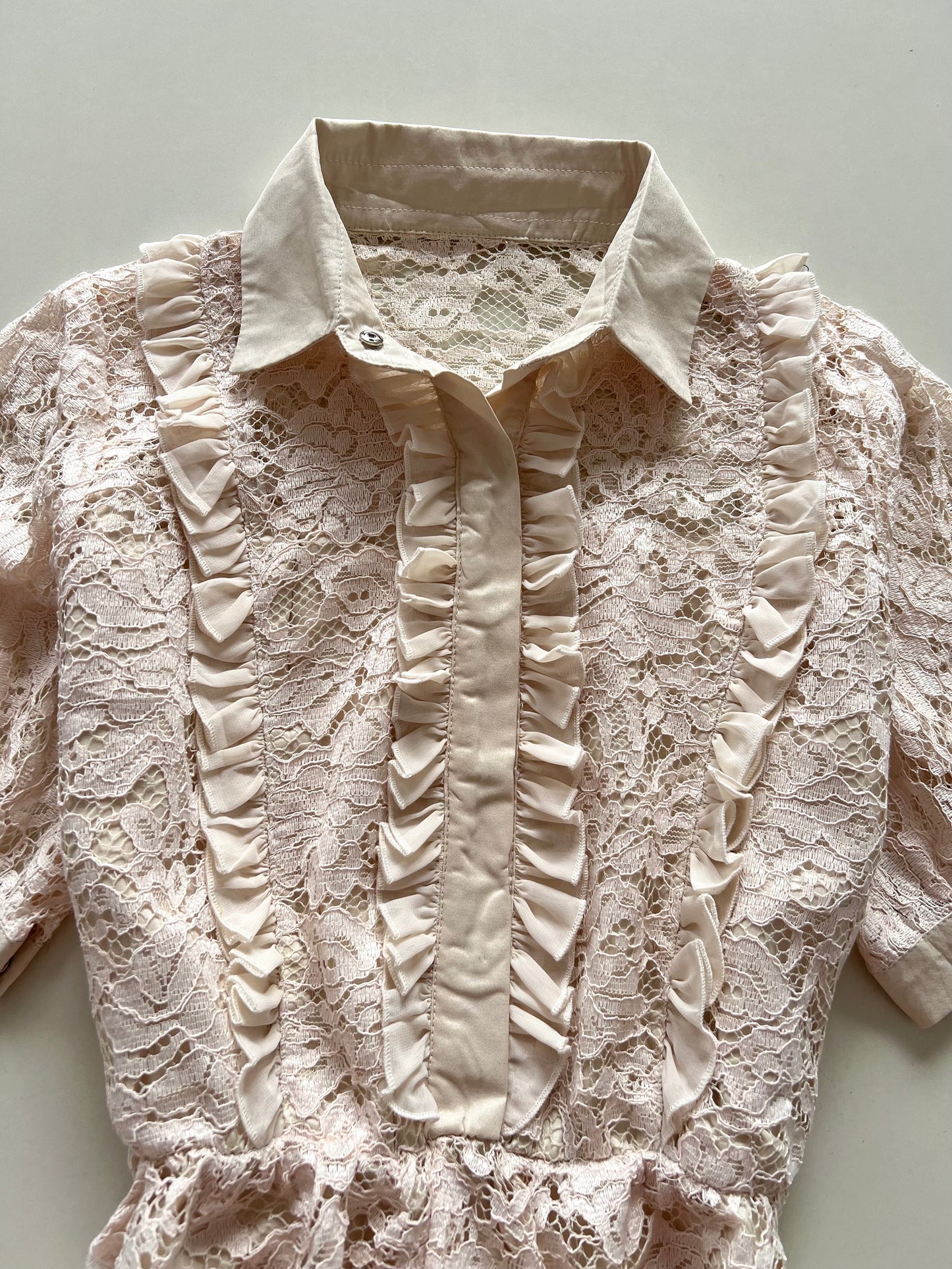 Vintage Lace Dress-Bust 38