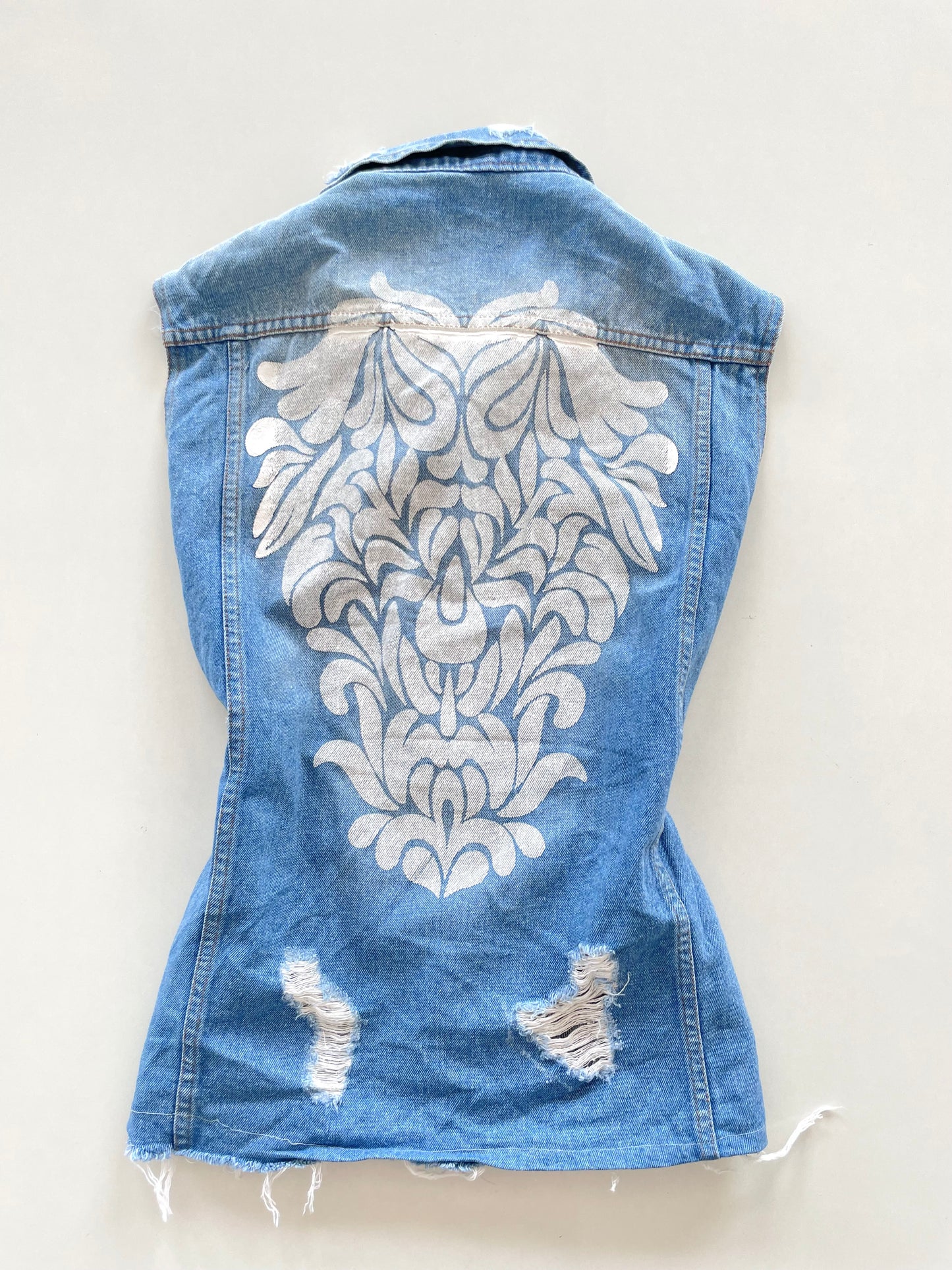 Denim Vest-Chest 40