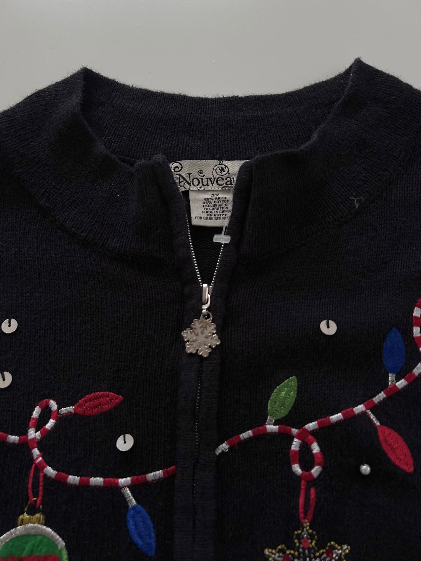 Nouveaux Christmas Sweater-Bust 50