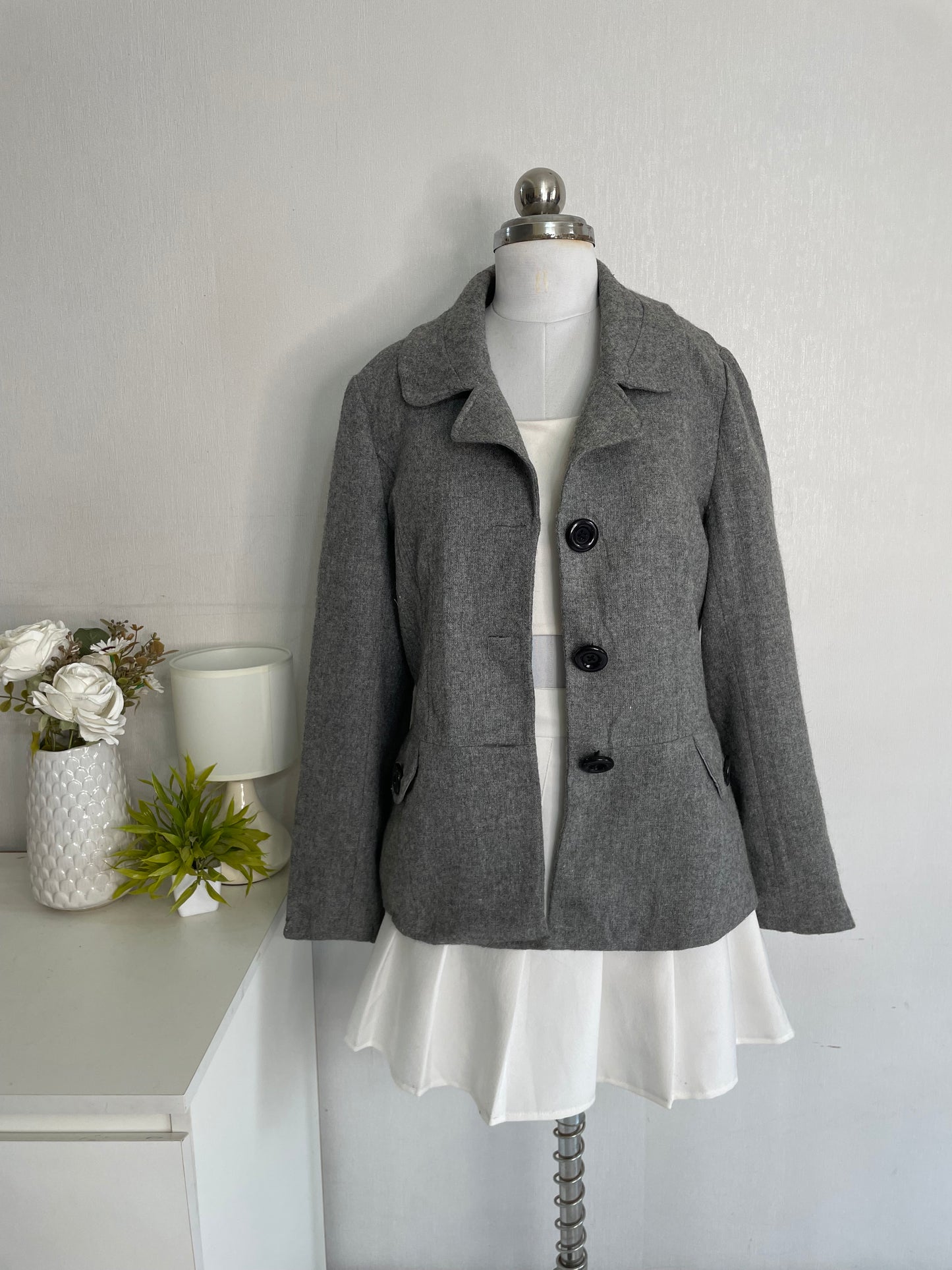 GRAY TWEED BLAZER - BUST 36