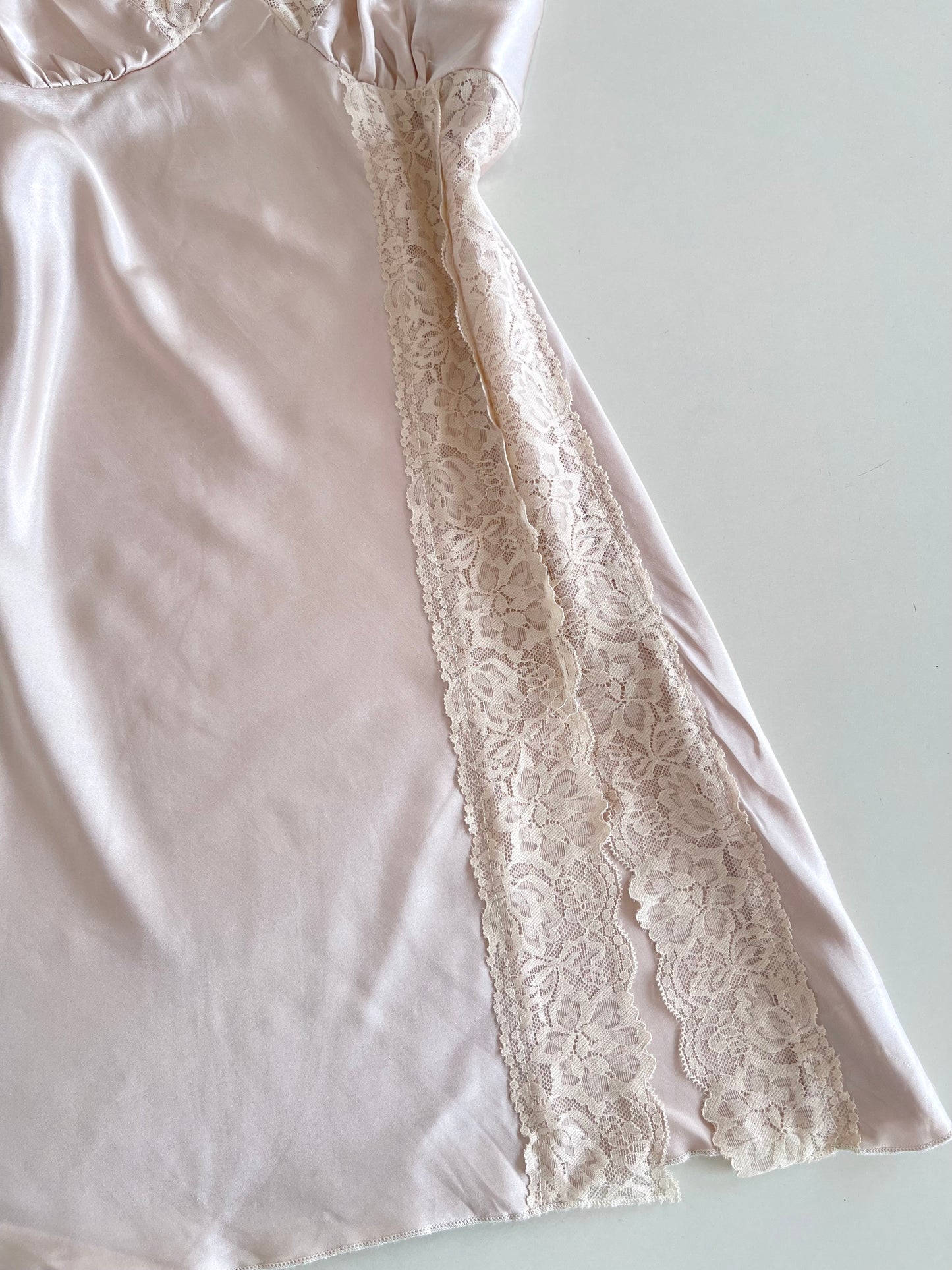 Satin & Lace Loungewear-Bust 32