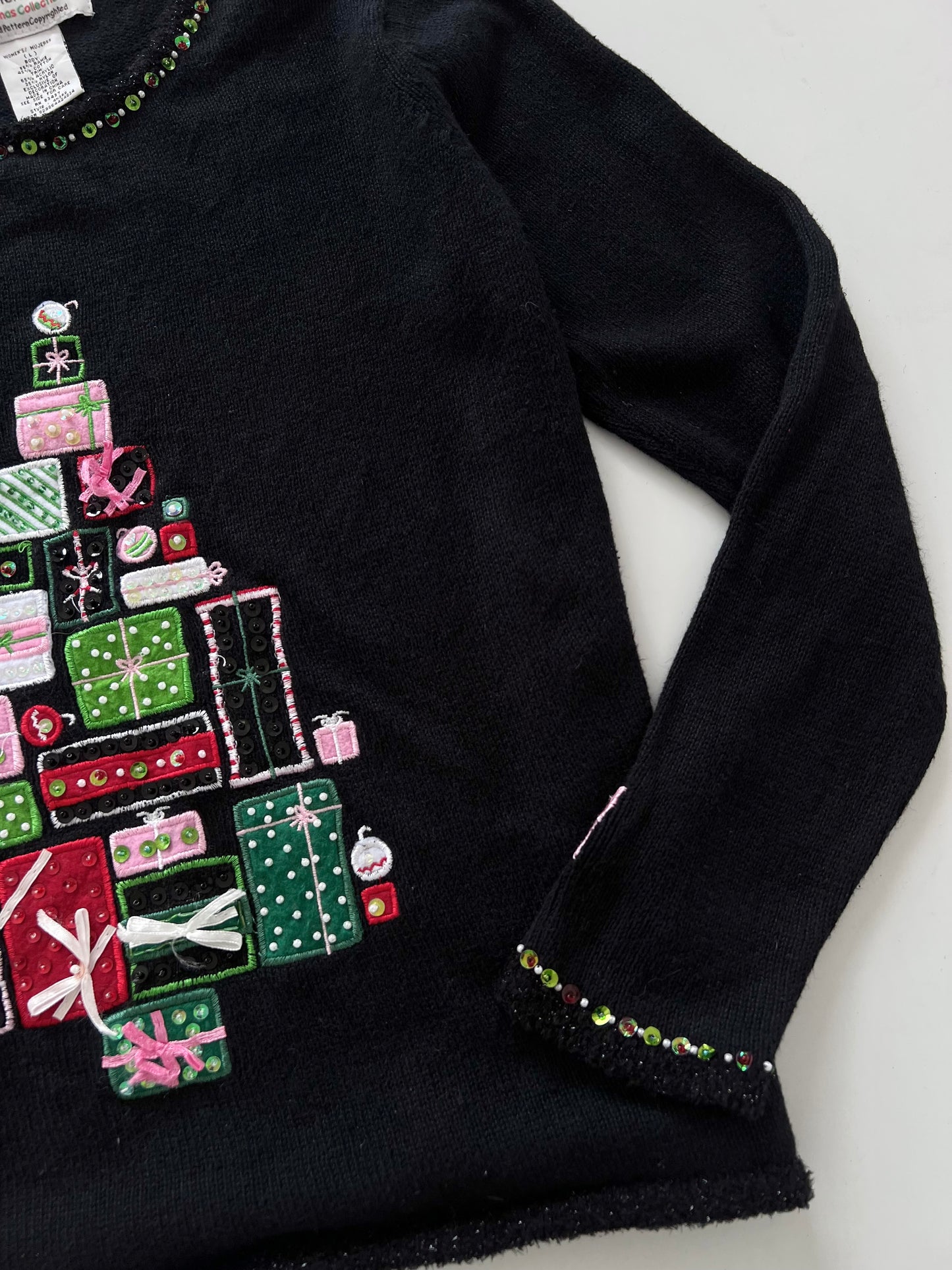 Tiara International Christmas Sweater-Bust 42