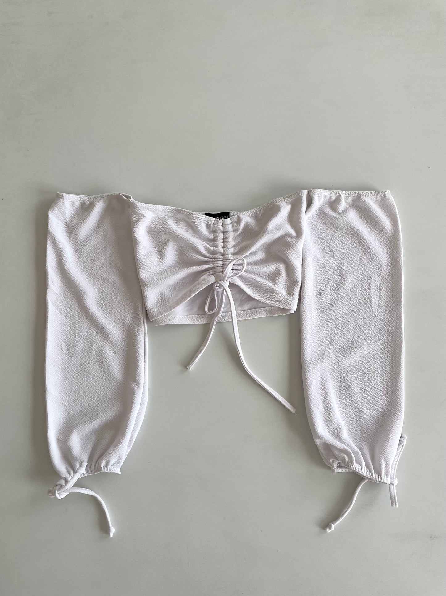 Pretty Little Thing Top-Bust 32