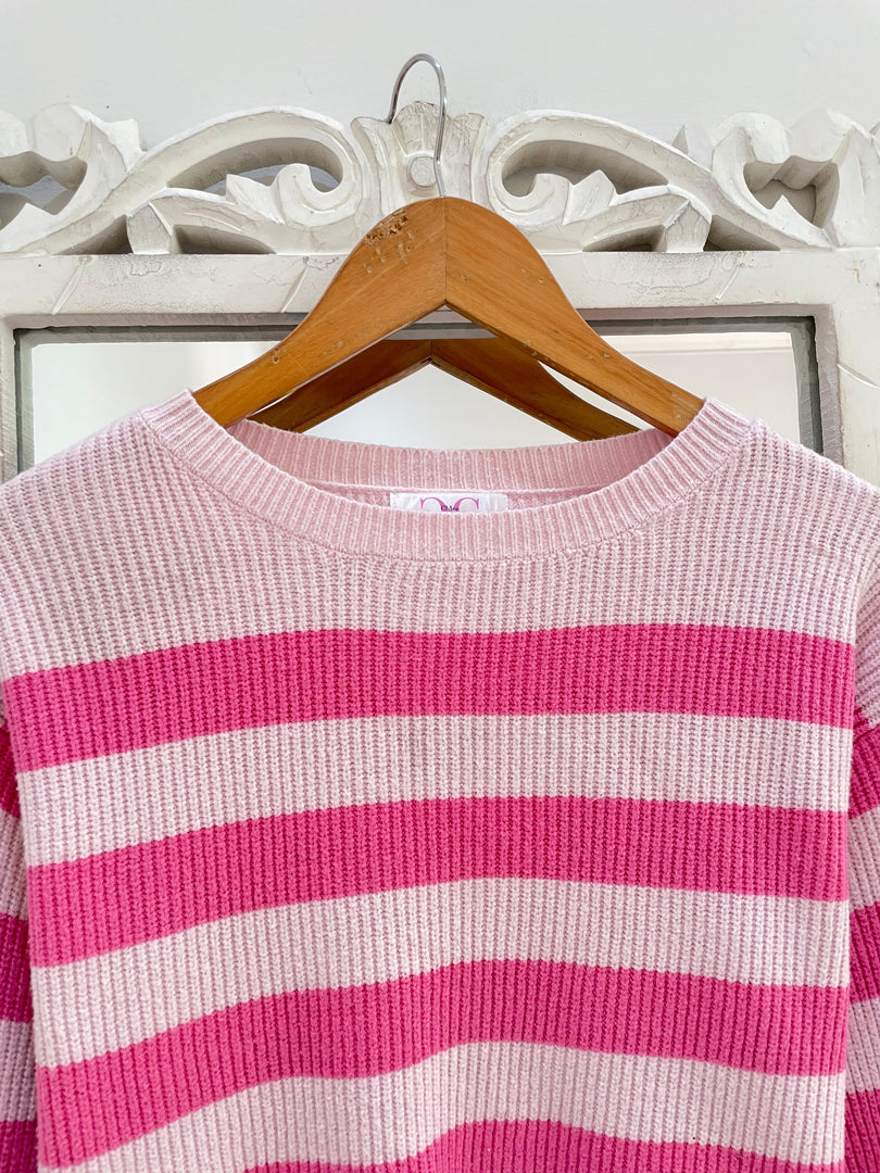 Chloe & Cyrus Sweater-Bust 38