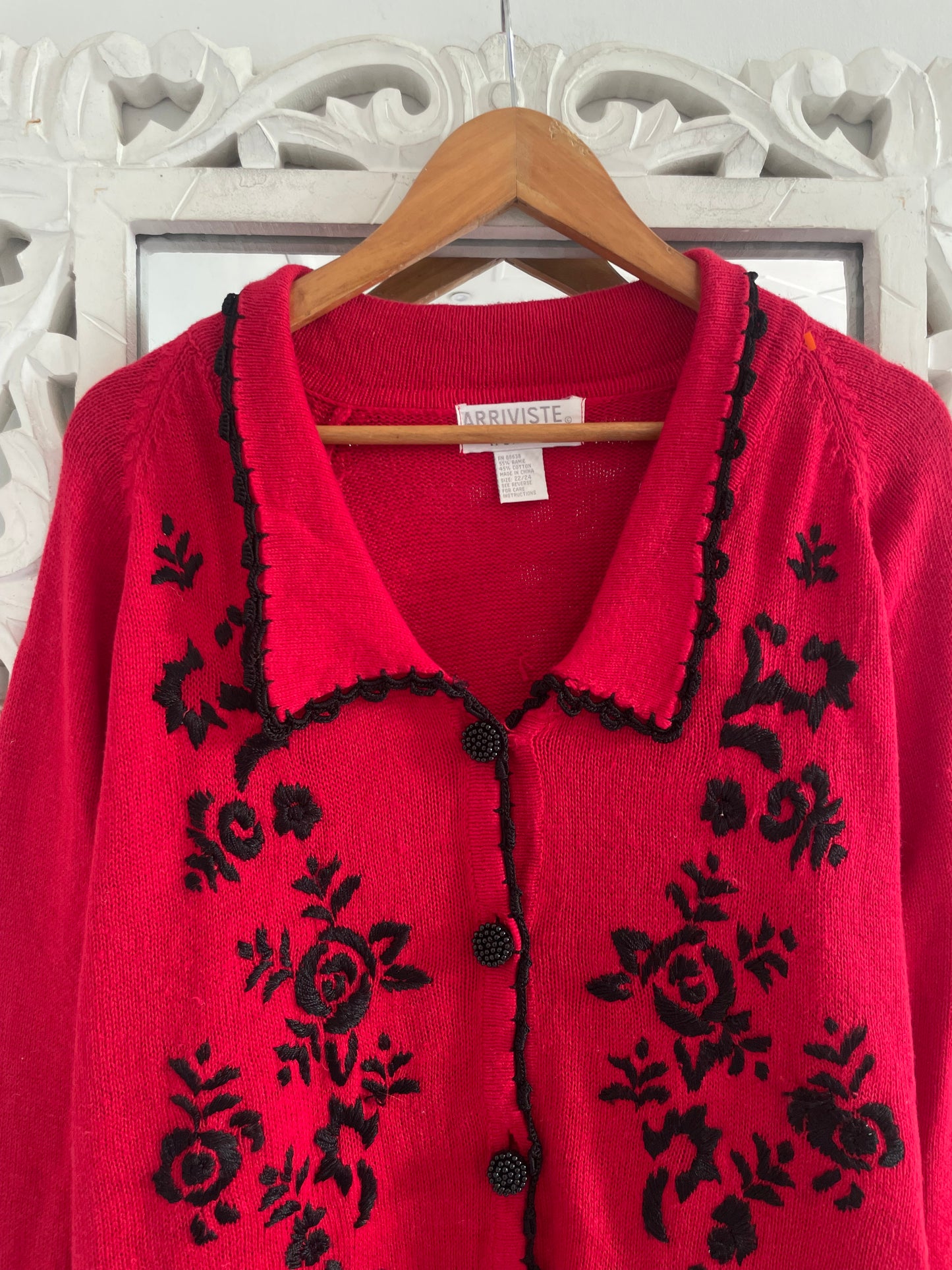 Embroidered Vintage Sweater-Bust 52