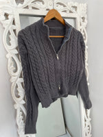 Load image into Gallery viewer, Thick Two Way Zipper-Bust 40
