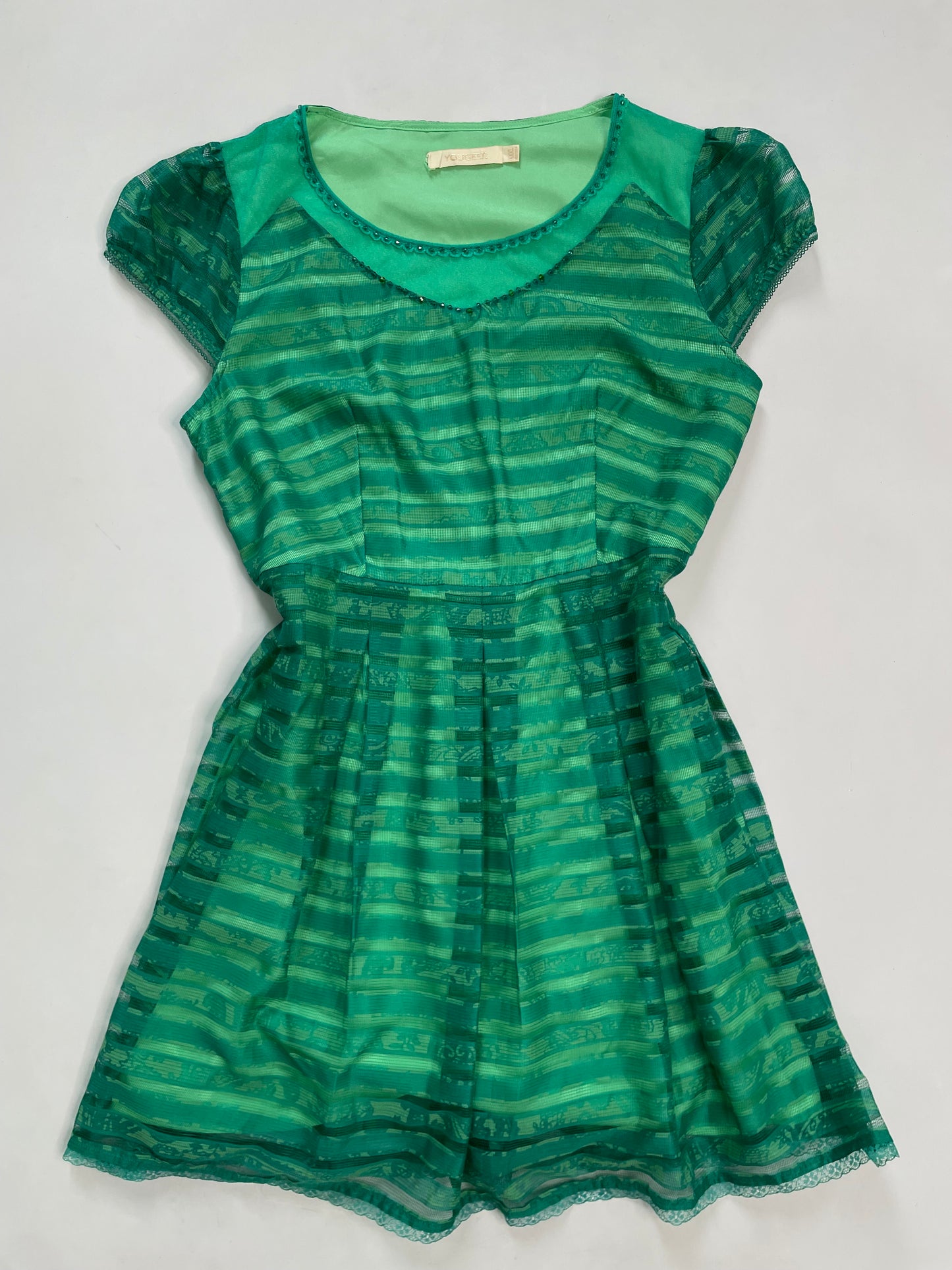 Dress-Bust 42