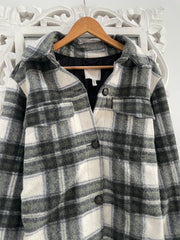 H&M Super Thick Puffer Shacket-Chest 46