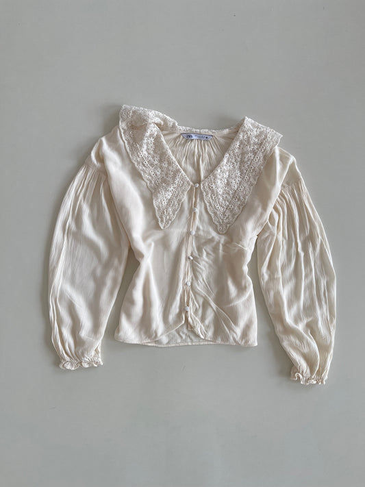 Zara Top-Bust 44
