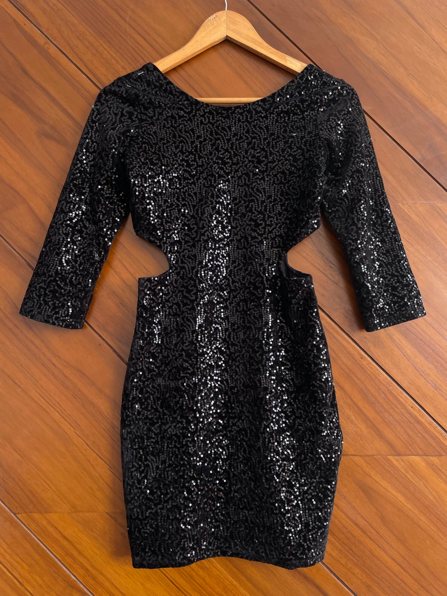 Bershka Sequin Dress-Bust 32 to 34