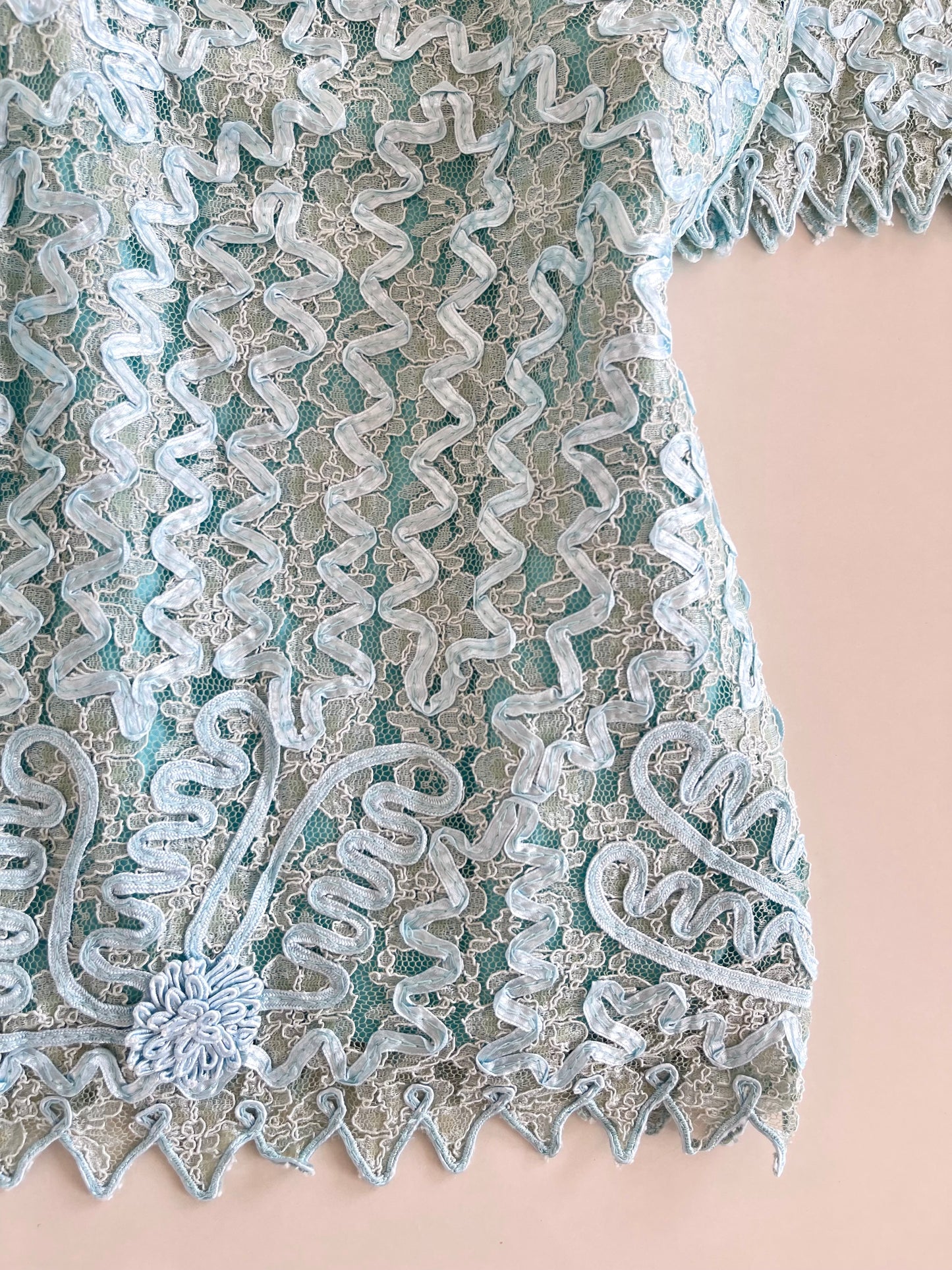 Vintage Lace Top-Bust 50