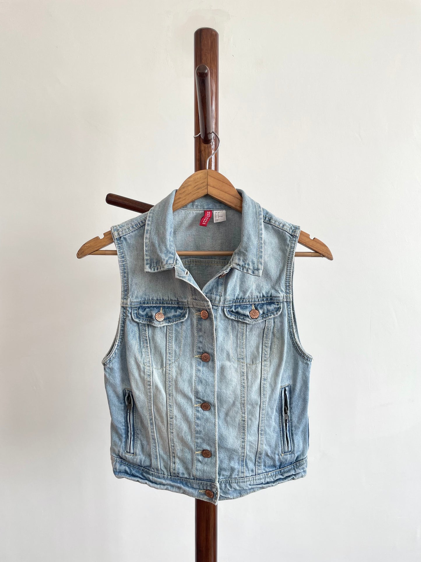 H&M Denim Vest-Chest 30