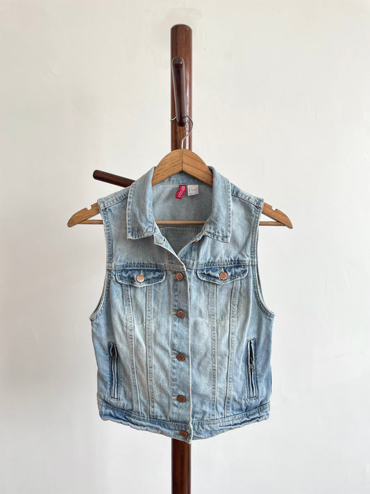 H&M Denim Vest-Chest 30