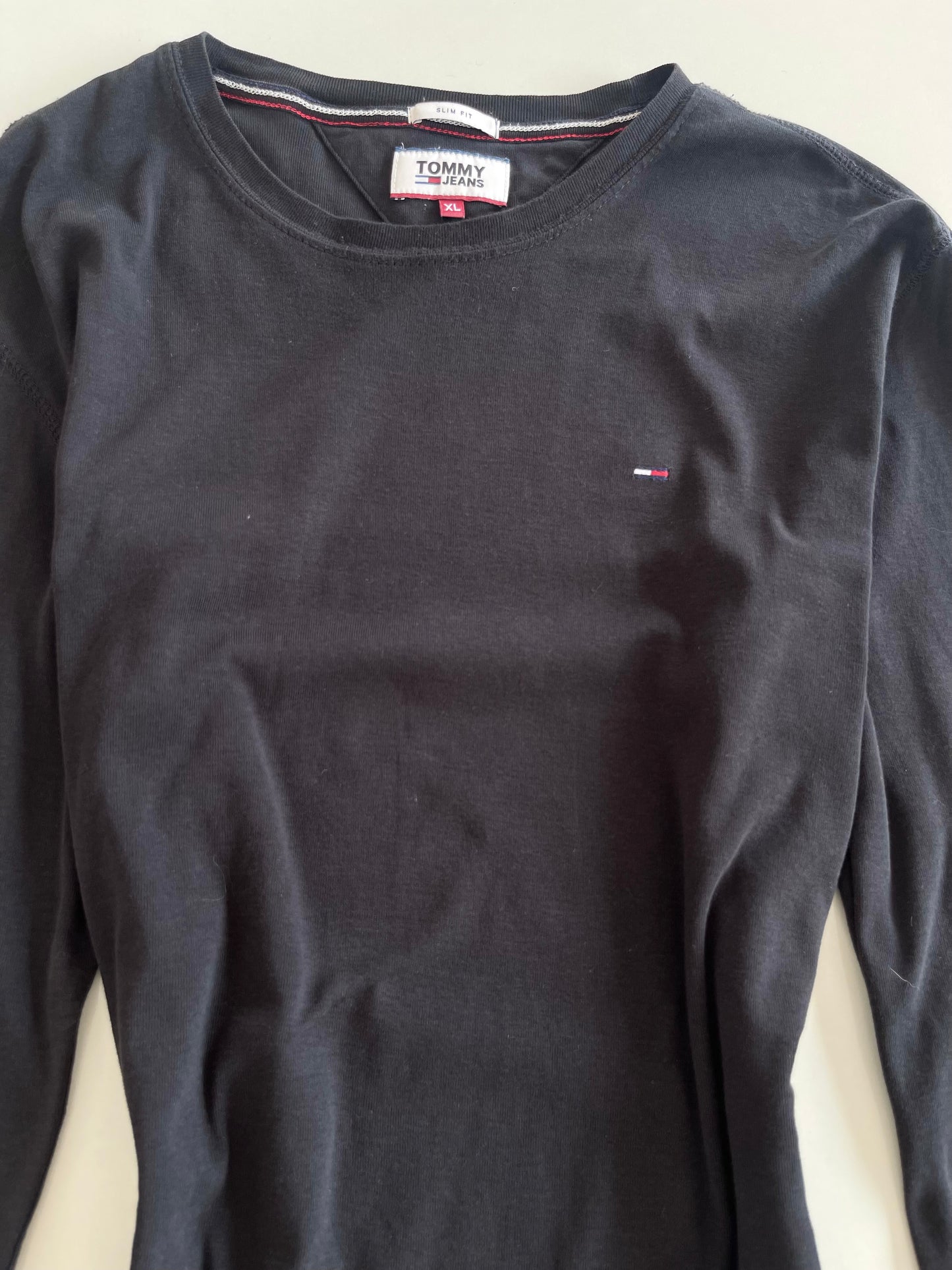 Tommy Vintage T-Shirt-Bust 44 to 46