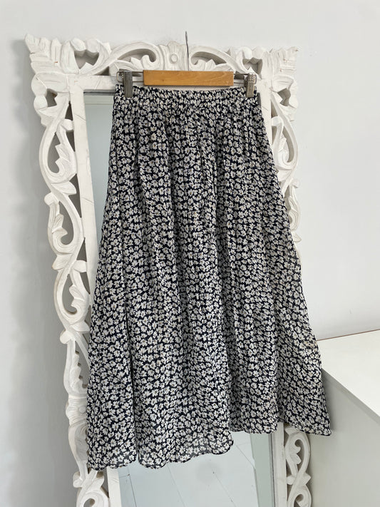 Skirt-Waist 26 to 32