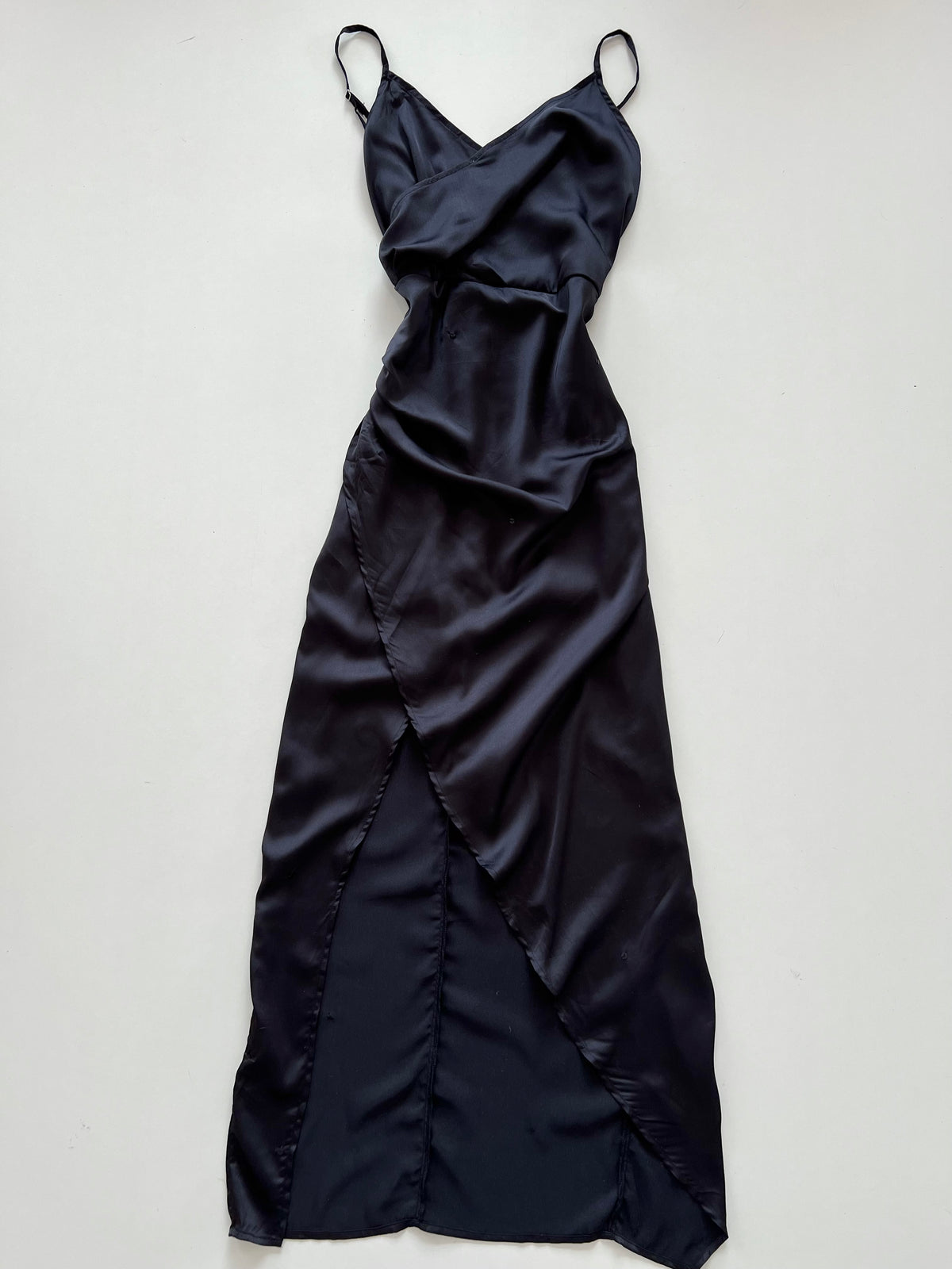 Pretty Little Thing Satin Dress-Bust 36