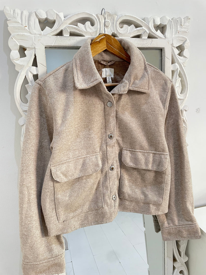 H&M Super Thick Shacket-Chest 38