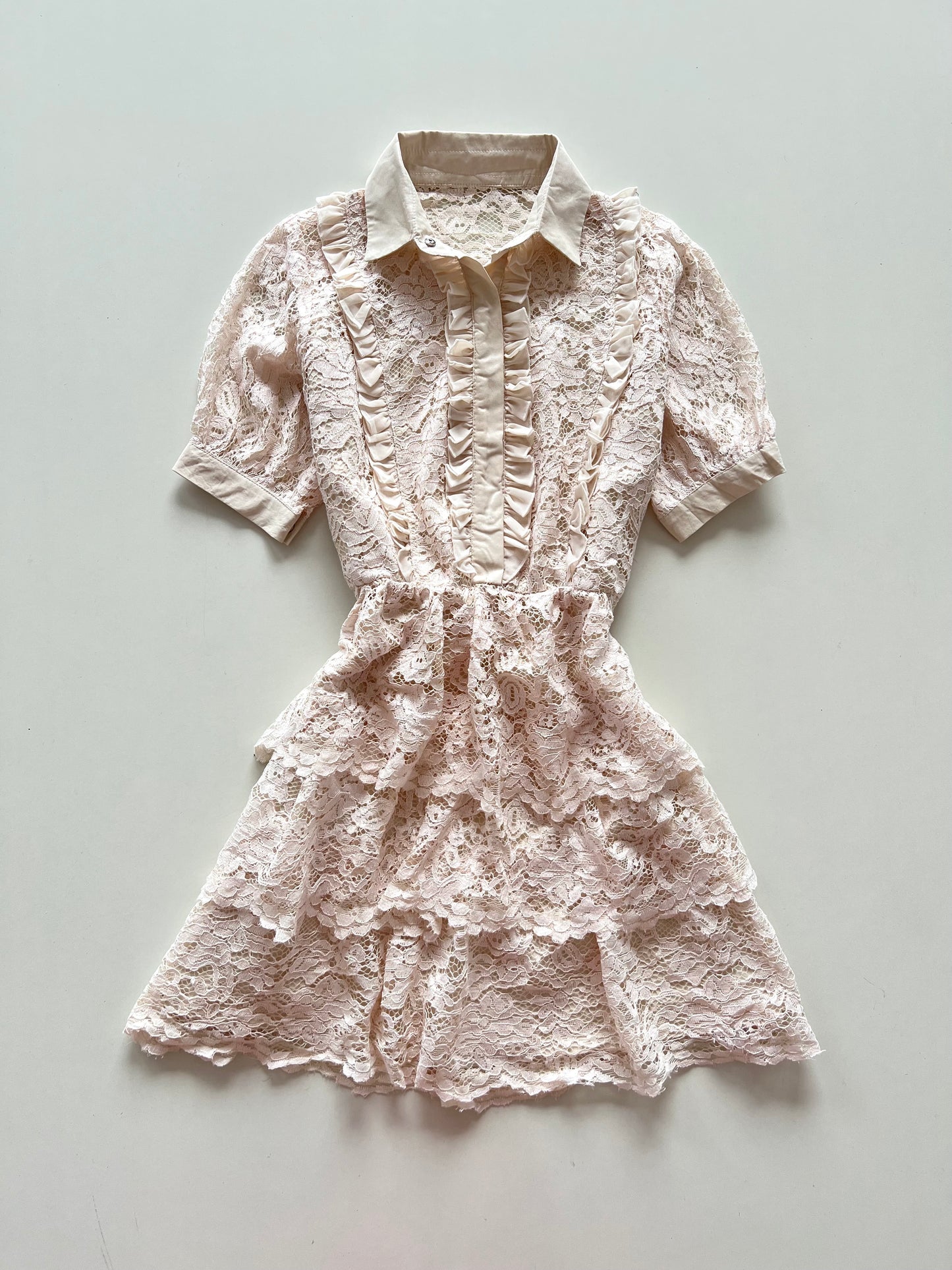 Vintage Lace Dress-Bust 38