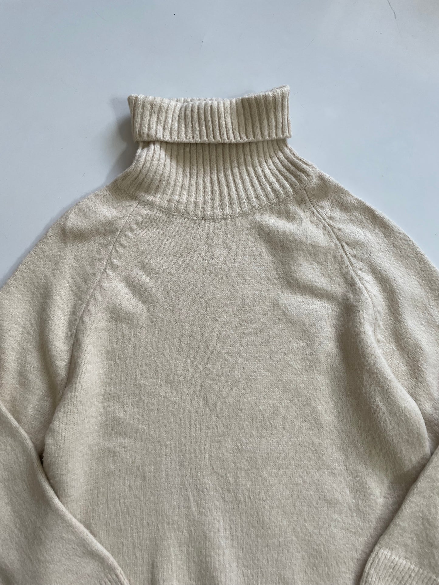 CHUNKY SOFT HIGHNECK SWEATER BUST-40 to 46