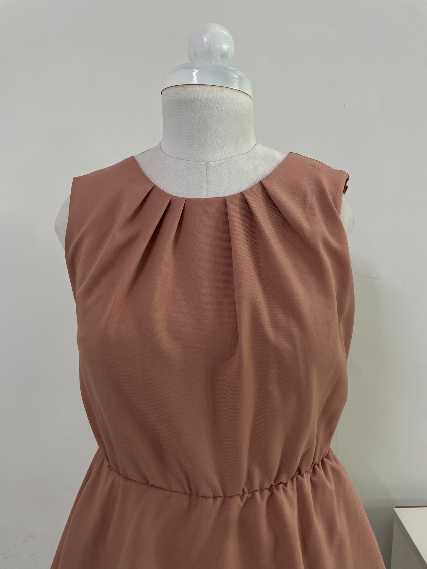 Refill with tag Dress-Bust 30