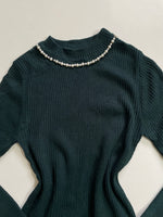 Load image into Gallery viewer, Pearly Green Pre winter Top-Bust 30 to 34
