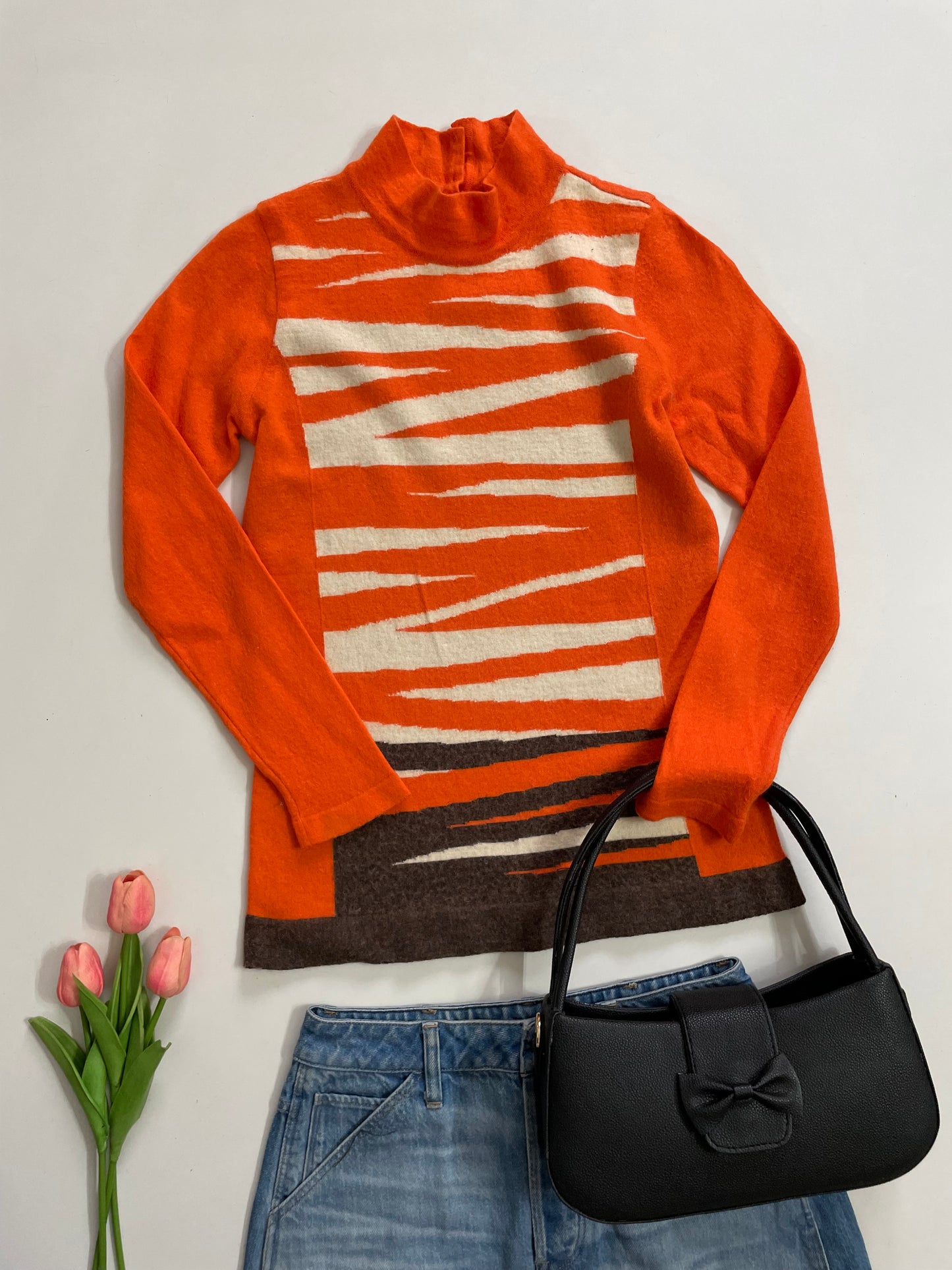 Soft printed sweater - bust 30 to 32