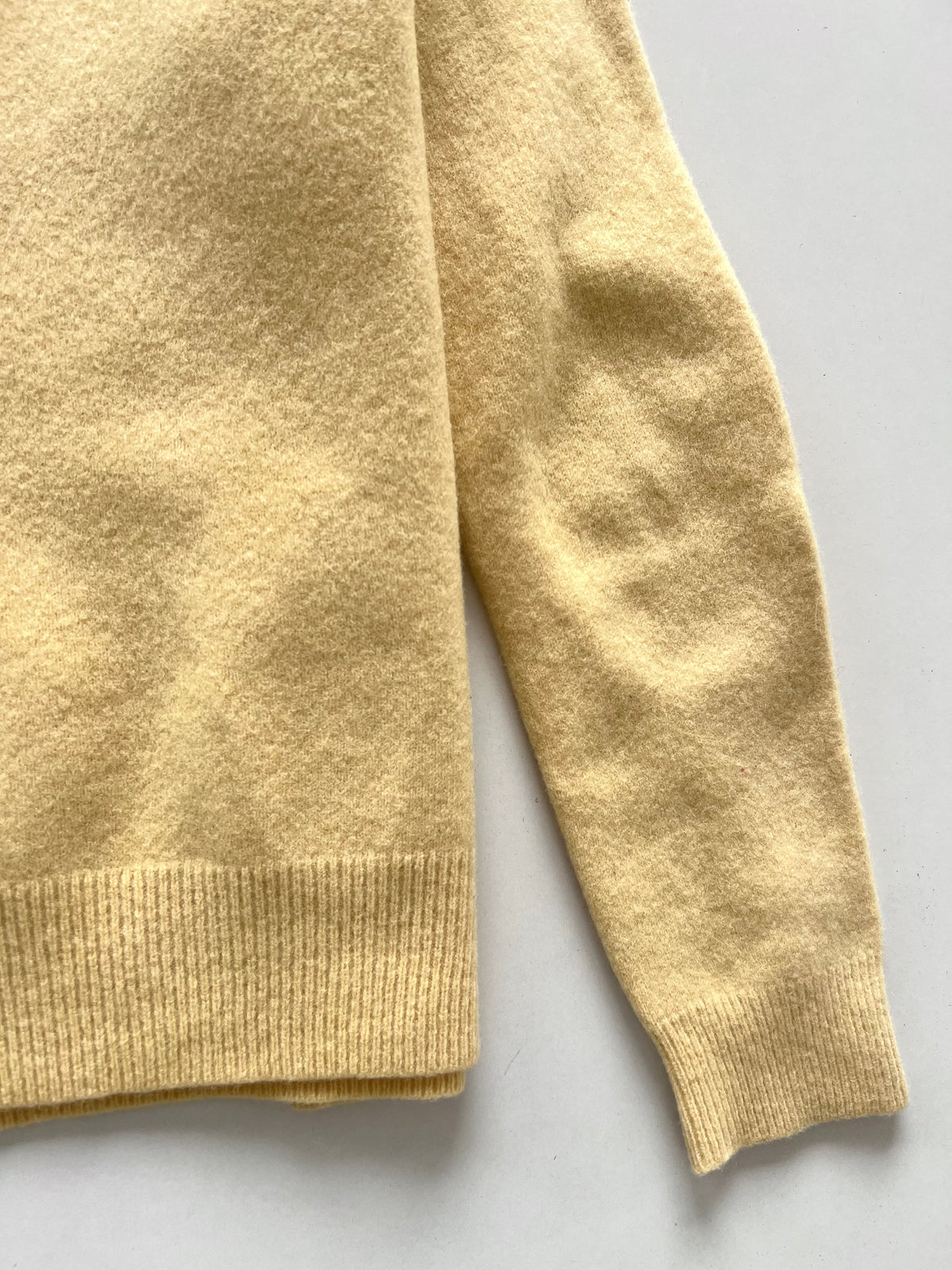 Ralph Lauren 100% Lambs Wool Vintage Sweater-Bust 36