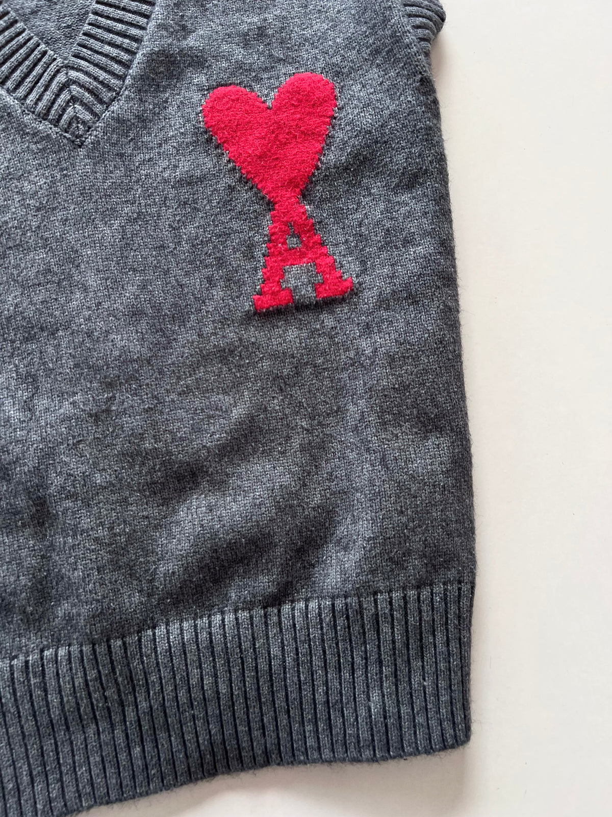 Ami 100% Wool Vintage Vest-Bust 44