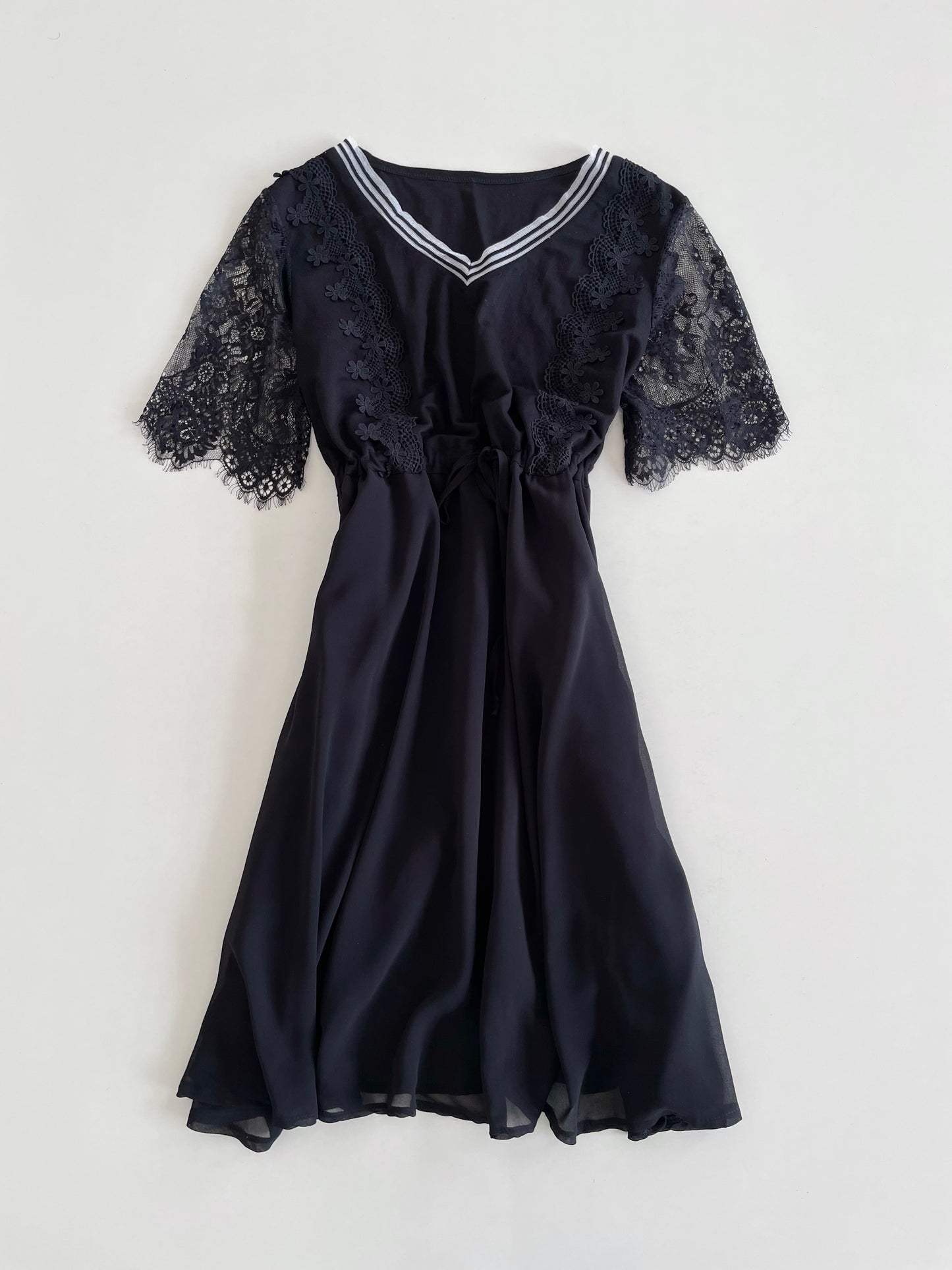 Lace Vintage Dress-Bust 46