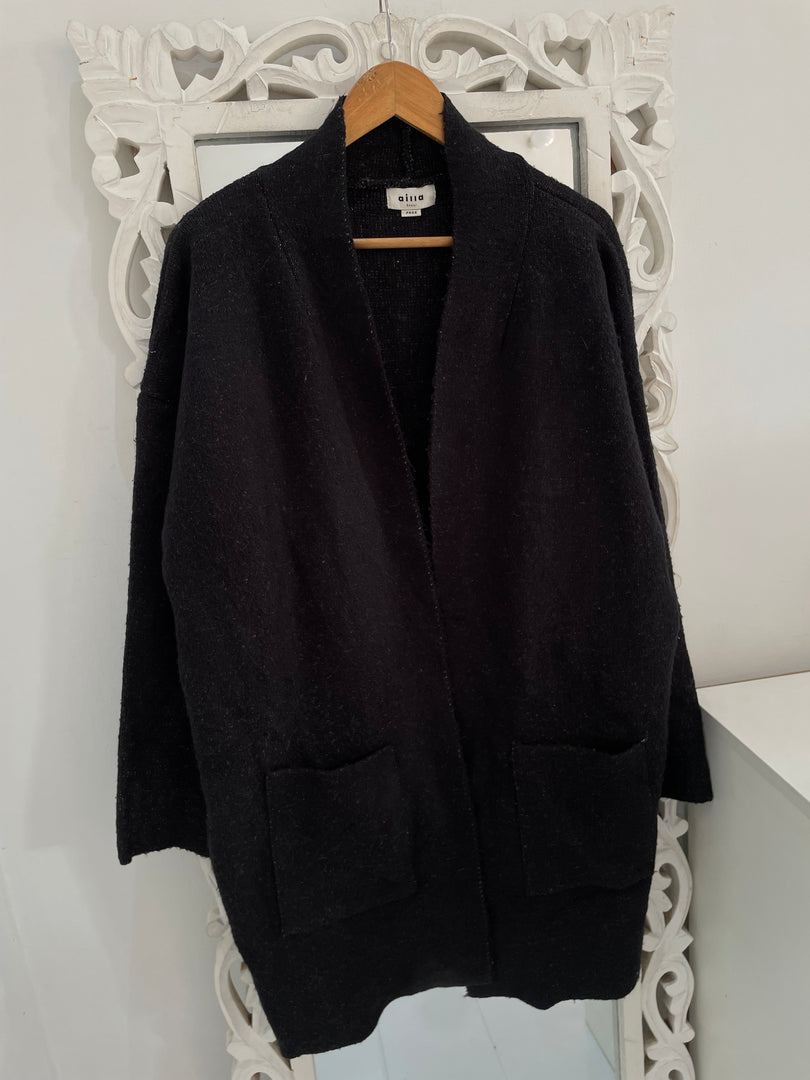 Ailla Shrug- Bust 48