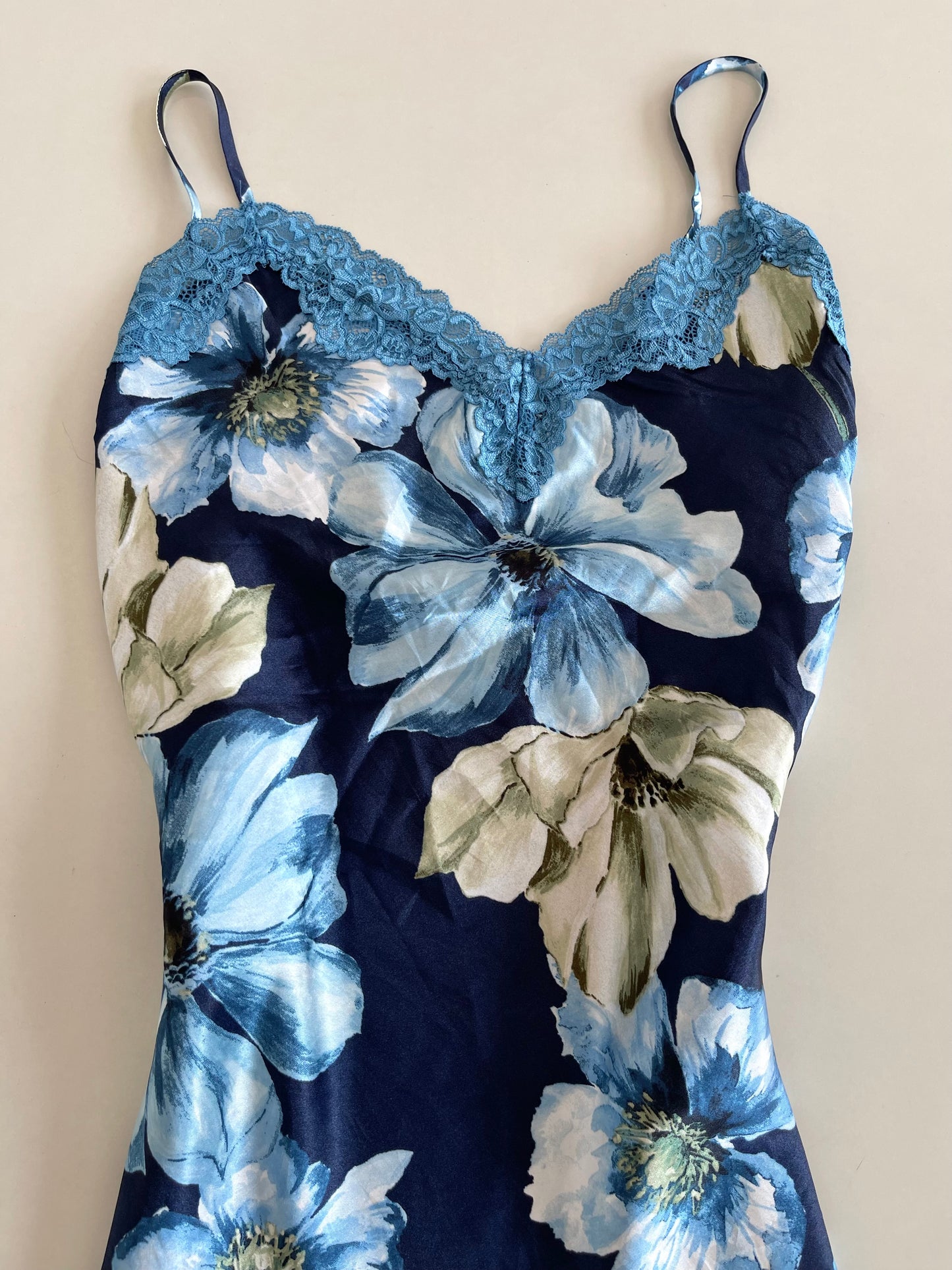 Linea Donatella Lacy Loungewear-Bust 44