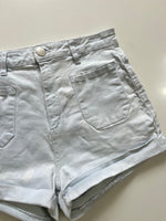 Load image into Gallery viewer, COTTON ON DENIM SHORTS - WAIST 28
