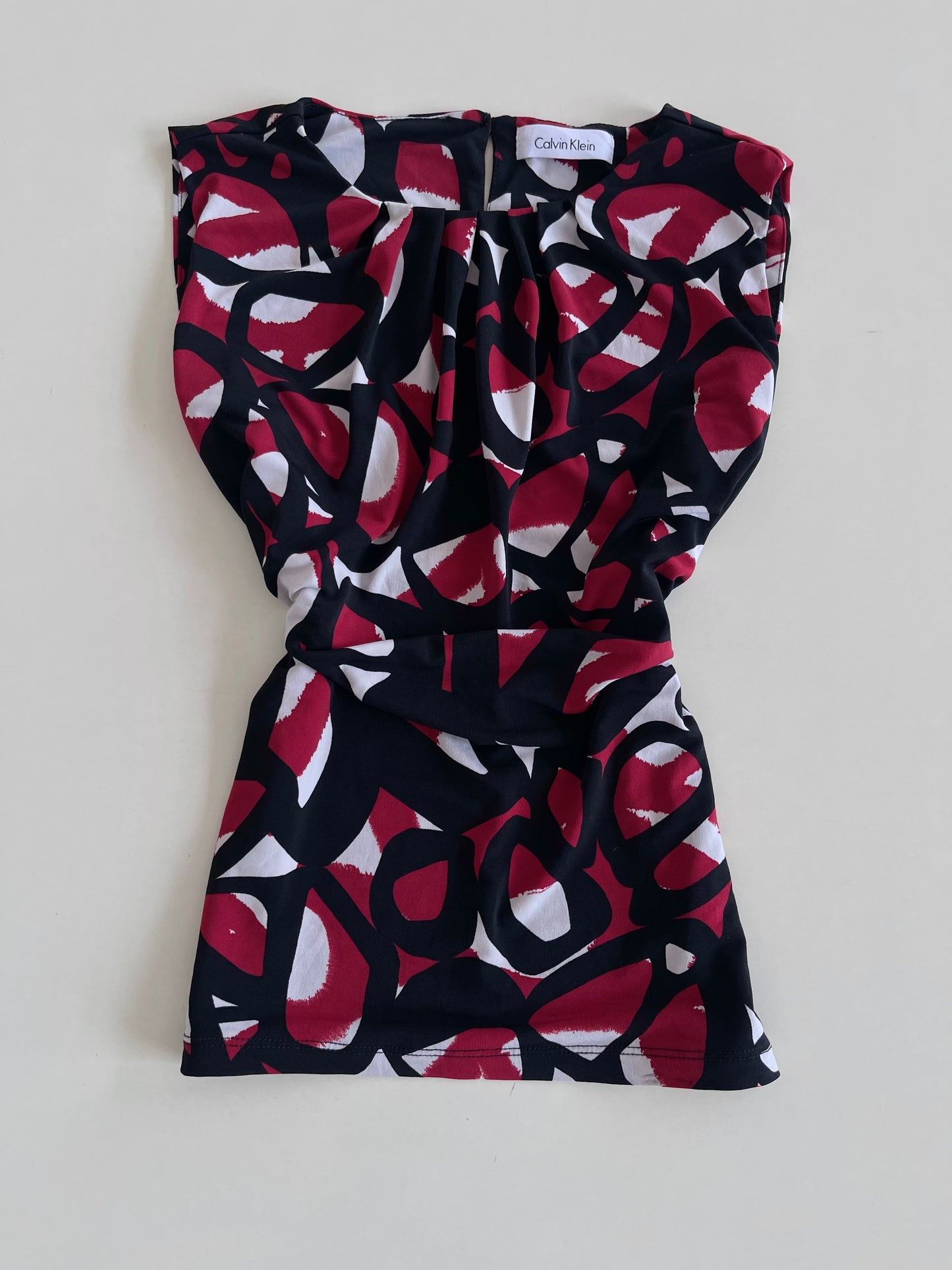 Calvin Klein Vintage Top-Bust 34 to 36