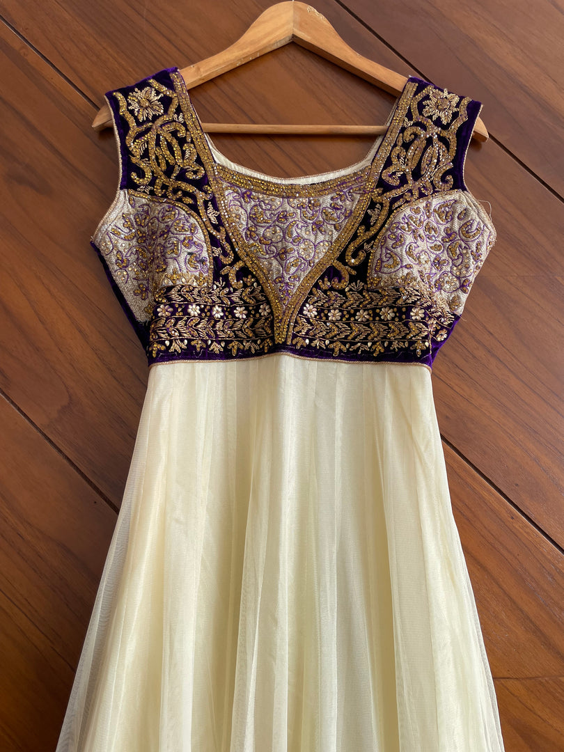 Vintage Embroidered Kurta-Bust 38