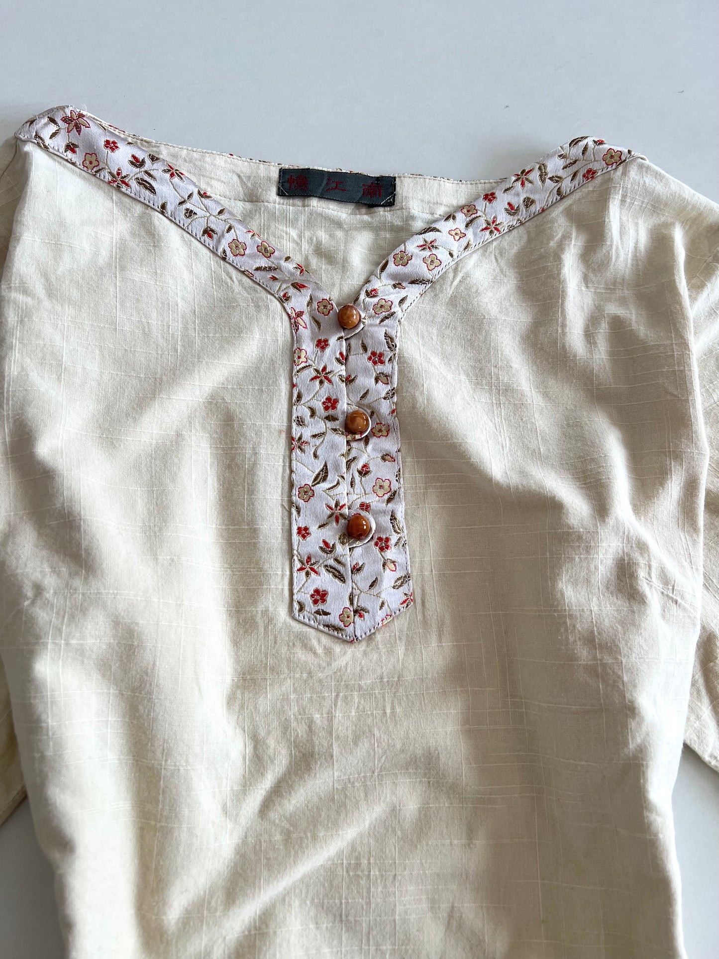 Creamy Vintage Top-Bust 38