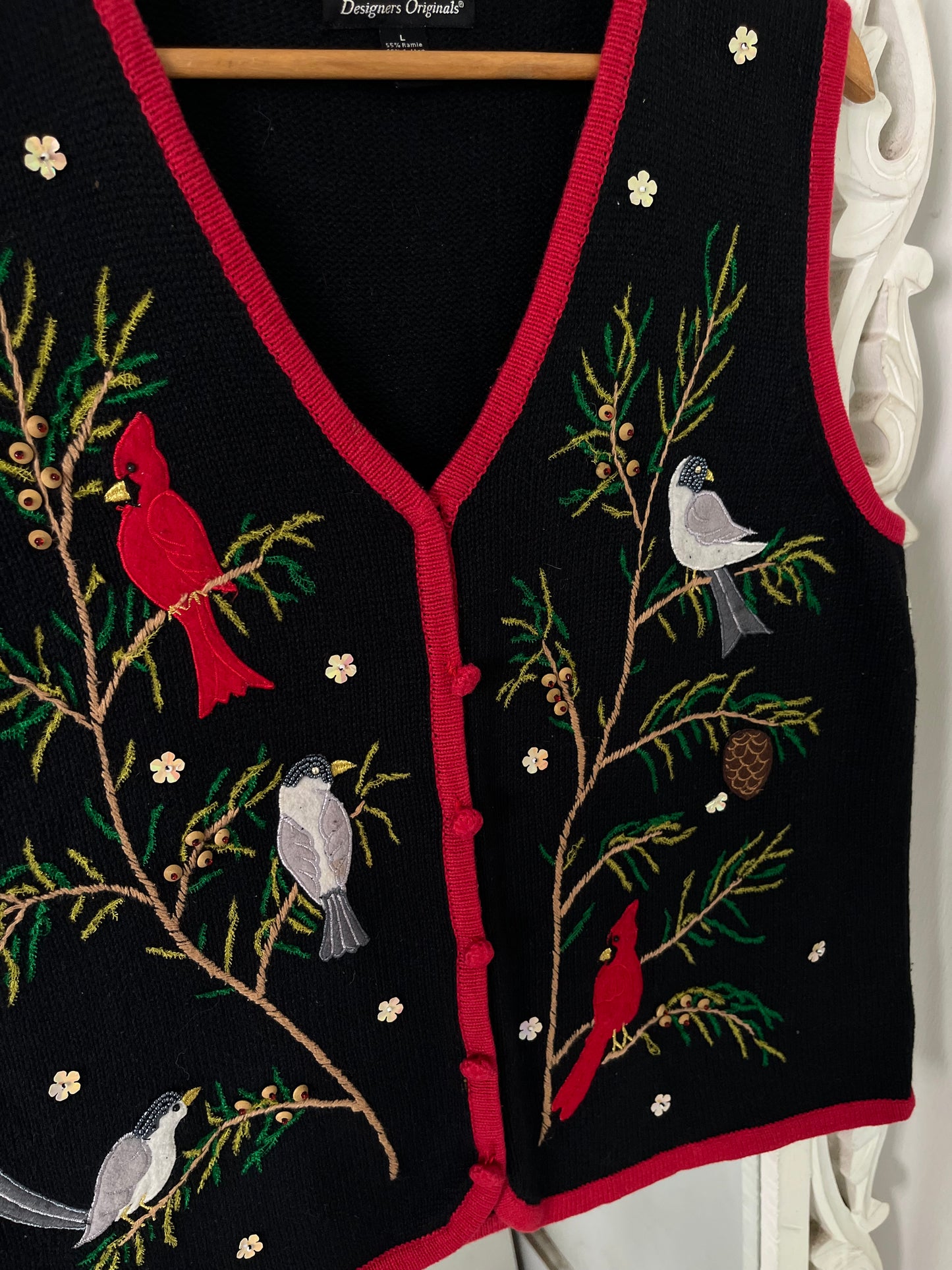 Vintage Embroidered Sweater Vest-Bust 40